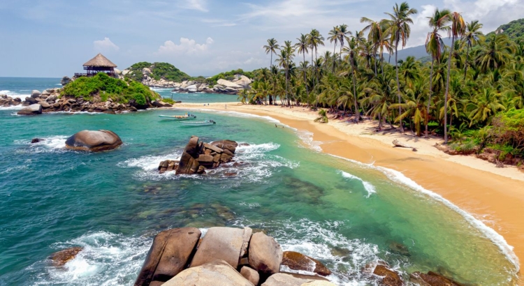 Kolumbien Tayrona Strand Foto iStock Charly Boillot