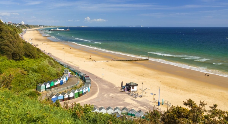 Großbritannien Bournemouth Beach Foto iStock Allou