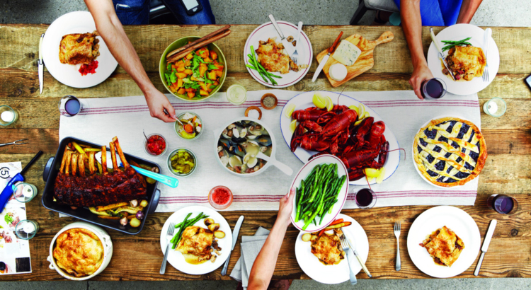 Kanada Québec Kulinarik gedeckter Tisch Foto Dominique Lafont.jpg