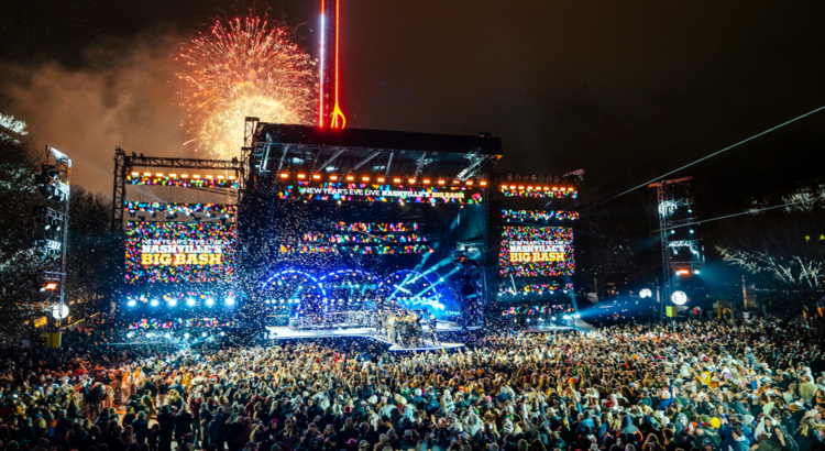 USA Nashville Konzert Feuerwerk Foto NCVC.jpg