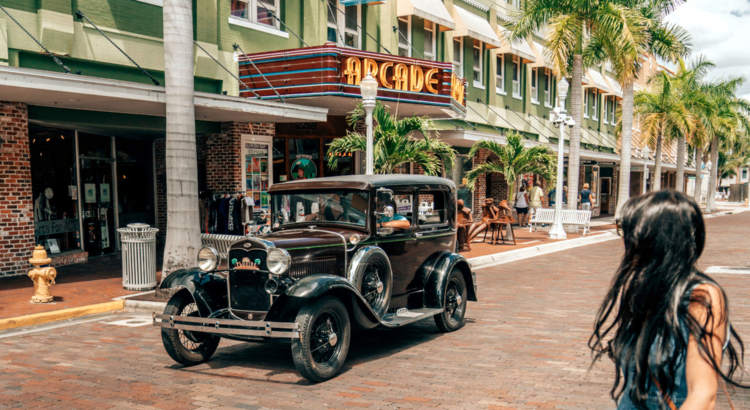 Fort Myers - Islands, Beaches and Neighborhoods_Fort Myers Downtown.jpg