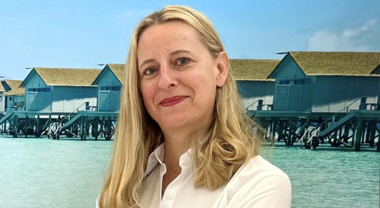 Östreicher Sonja Antigua und Barbuda.jpg