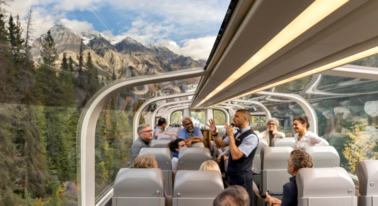 Rocky Mountaineer Aussichtswagen Guide.jpg