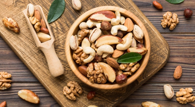 Nüsse Foto Istock Mykola Sosiukin