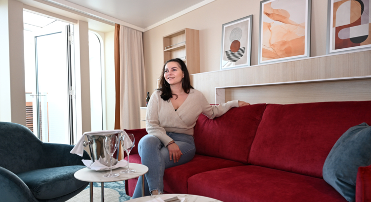 Aida Kreuzfahrtreporterin Donja Heidary